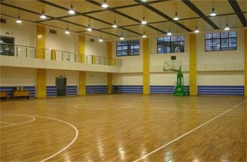 運動木地板1.jpg 運動木地板1.jpg