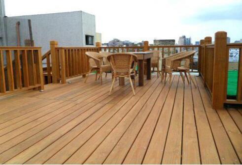 防腐木地板2.jpg 防腐木地板2.jpg